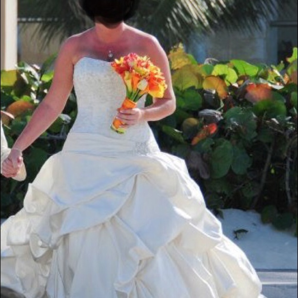 Maggie Sottero wedding dress